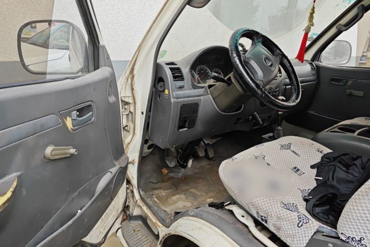 Used Foton Scenic 2014 2.0L Express Classic Short-Wheelbase Low-Roof 491EQ4A Driver Seat