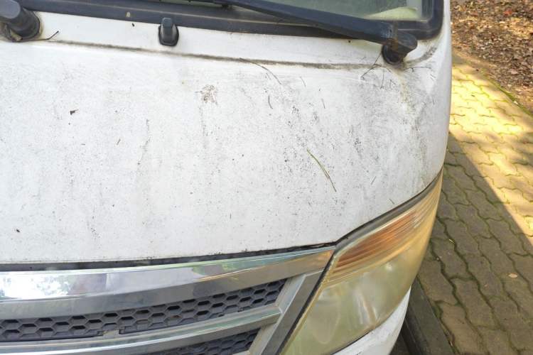 Used Foton Scenic 2014 2.5T Express Classic Long-Wheelbase High-Roof Version with 4J25TC Engine Engine Bay Left
