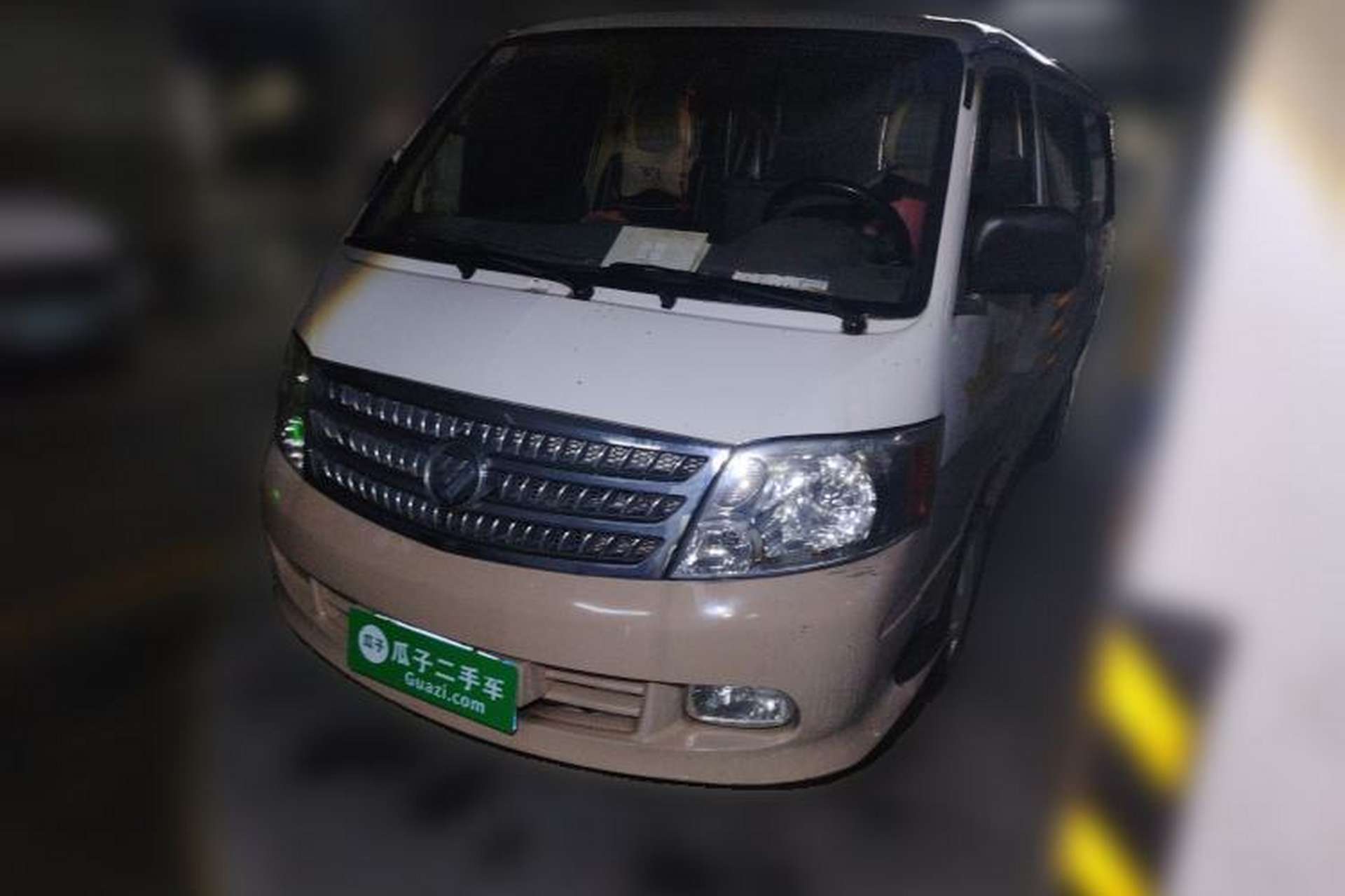 Used Foton Scenic 2014 2.0L Express Classic Short-Wheelbase Low-Roof 4Y20M Front Left 45 Deg