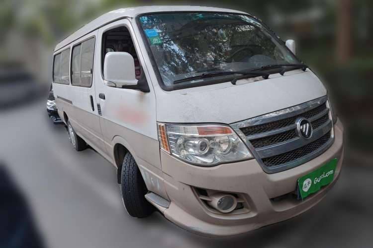 Used Foton Scenic 2014 2.0L Express Classic Long-Wheelbase Low-Roof 4Q20M1 Front Right 45 Deg