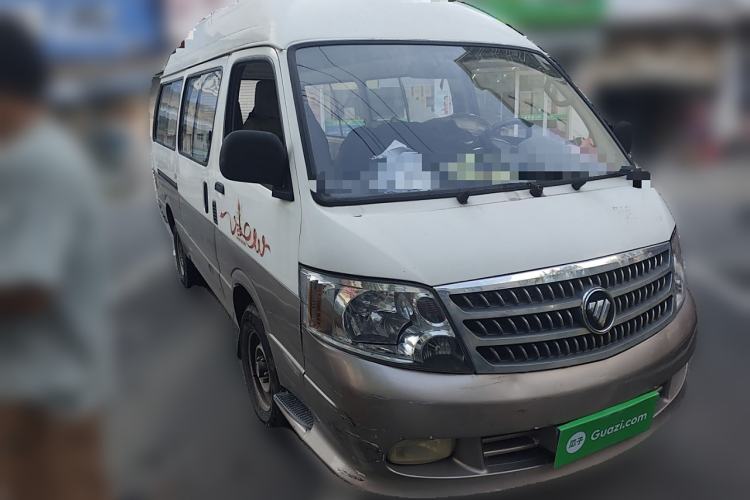 Used Foton Scenic 2014 2.0L Express Classic Short-Wheelbase High-Roof 491EQ4A Front Right 45 Deg