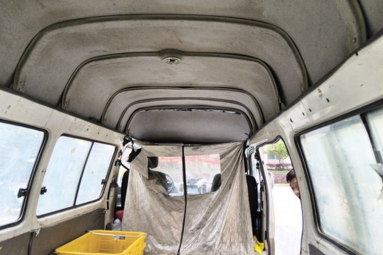 Used Foton Scenic 2014 2.0L Express Classic Long-Wheelbase High-Roof 4Q20M Headliner