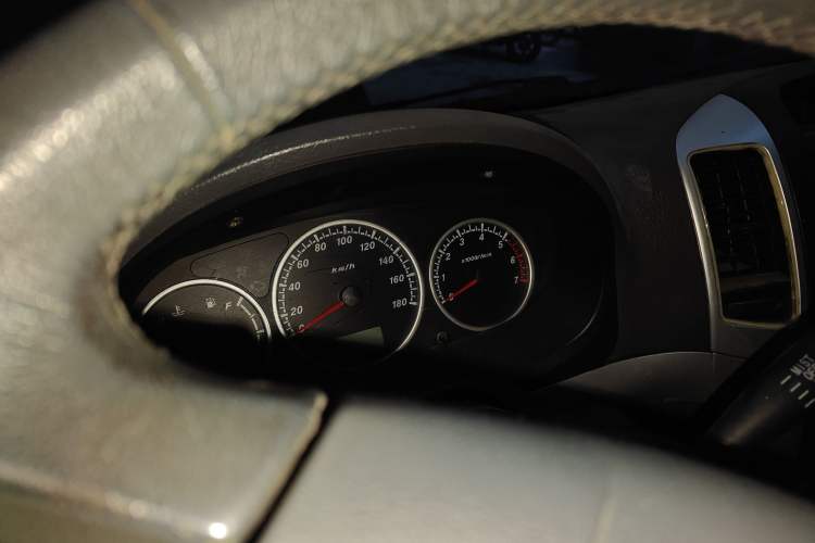 Used Foton Scenic 2014 2.0L Express Classic Long-Wheelbase Low-Roof 4Q20M1 Instrument Cluster
