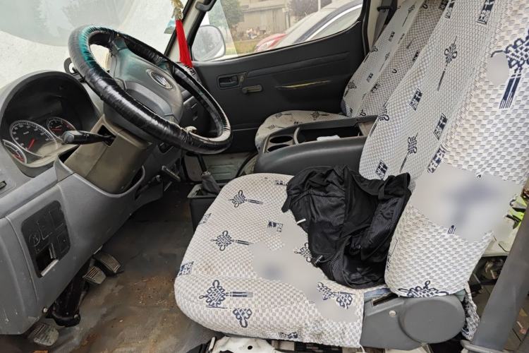 Used Foton Scenic 2014 2.0L Express Classic Short-Wheelbase Low-Roof 491EQ4A Left Front Seat