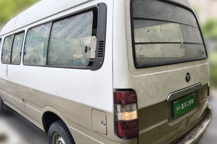 Used Foton Scenic 2014 2.0L Express Classic Long-Wheelbase High-Roof 4Q20M Rear Left 45 Deg
