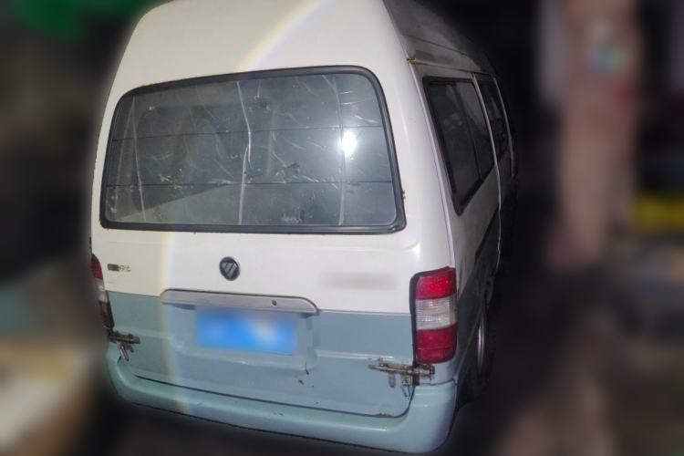 Used Foton Scenic 2014 2.0L Express Classic Short-Wheelbase High-Roof 4Y20M Rear Right 45 Deg