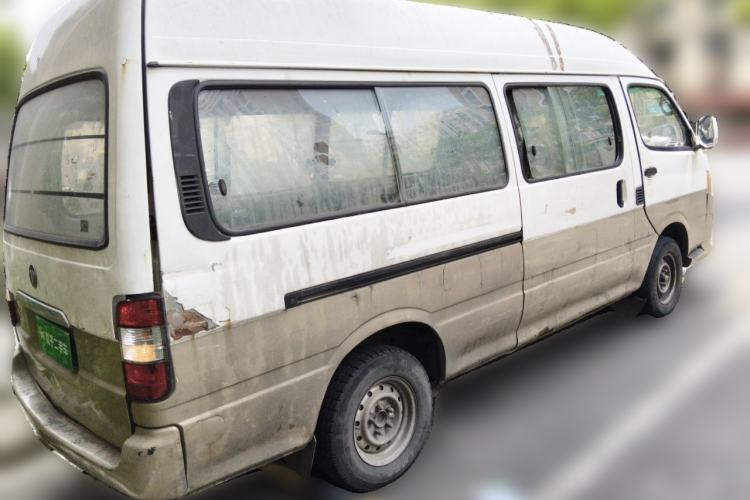 Used Foton Scenic 2014 2.0L Express Classic Long-Wheelbase High-Roof 4Q20M Rear Right 45 Deg
