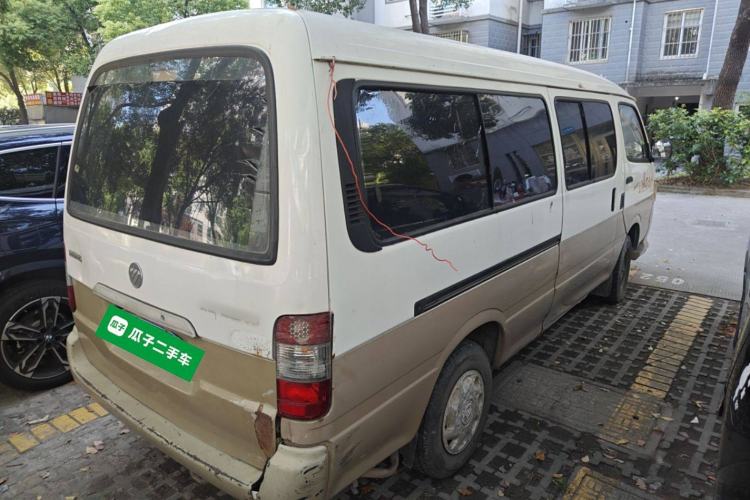 Used Foton Scenic 2014 2.0L Express Standard Long-Wheelbase Low-Roof 4Q20M Rear Right 45 Deg