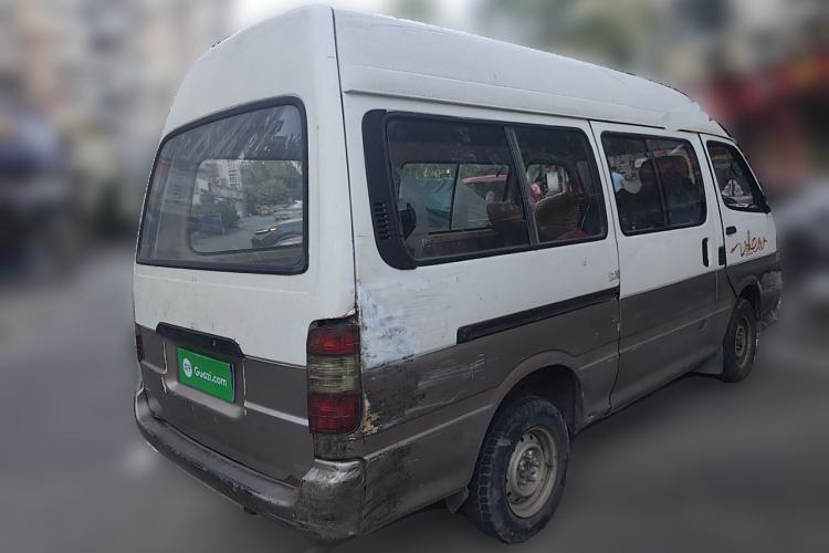 Used Foton Scenic 2014 2.0L Express Classic Short-Wheelbase High-Roof 491EQ4A Rear Right 45 Deg