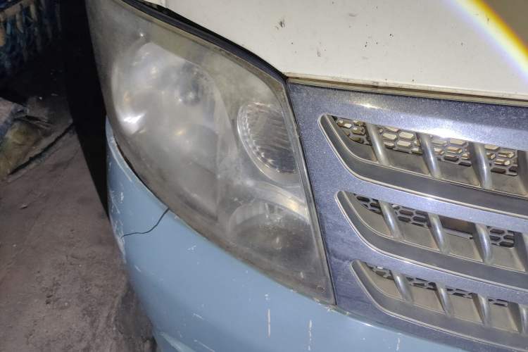 Used Foton Scenic 2014 2.0L Express Classic Short-Wheelbase High-Roof 4Y20M Right Front Headlight