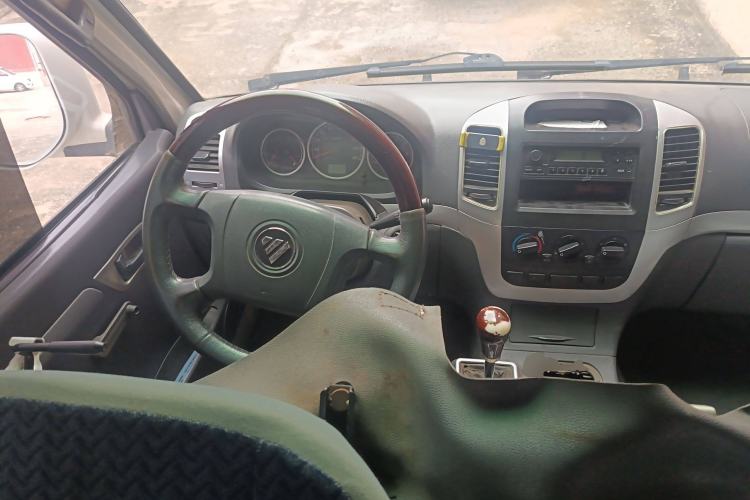 Used Foton Scenic 2014 2.0L Express Classic Short-Wheelbase Low-Roof 4Q20M Steering Wheel