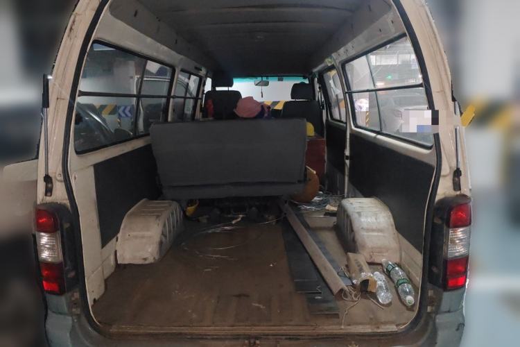 Used Foton Scenic 2014 2.0L Express Standard Long-Wheelbase Low-Roof Version 486EQV4 Trunk