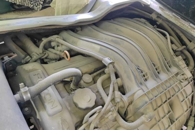 Used Foton Scenic  Engine Bay Left