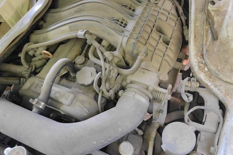 Used Foton Scenic  Engine Bay Right