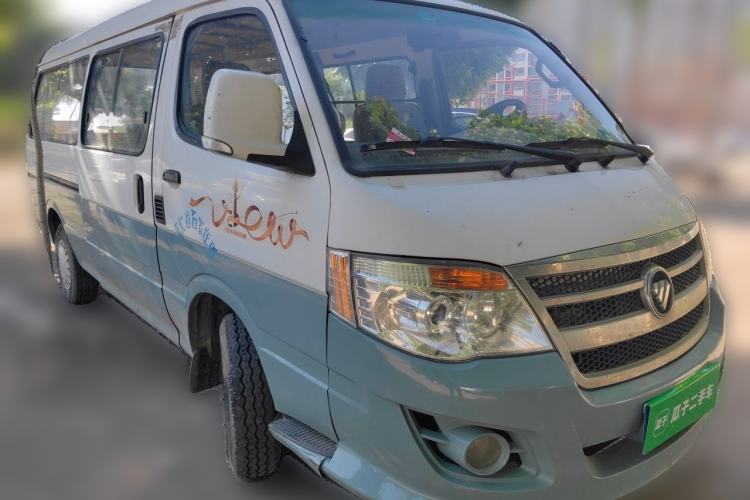 Used Foton Scenic  Front Right 45 Deg