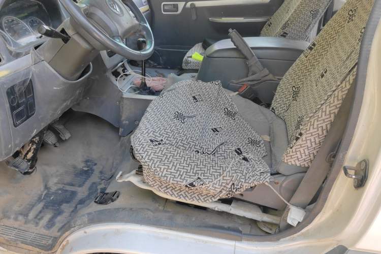 Used Foton Scenic  Left Front Seat