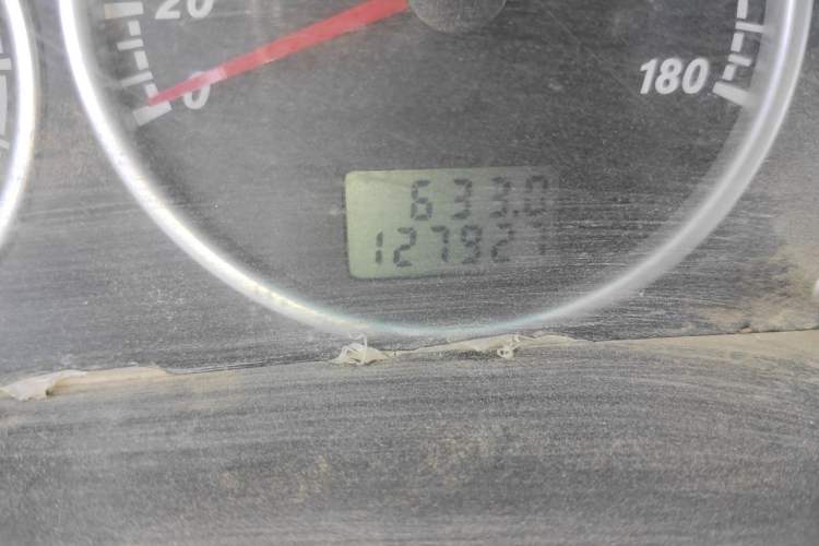 Used Foton Scenic  Odometer Close Up