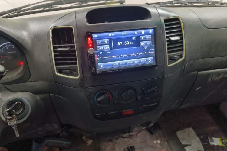 Used Foton Scenic 2016 2.0L Landscape Express Long-Wheelbase High-Roof 491EQ4A Audio And AC Panel