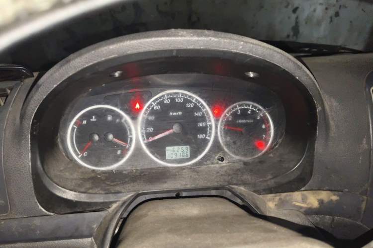 Used Foton Scenic 2016 2.0L Landscape Express Version Long Wheelbase Low Roof – 4Q20M Instrument Cluster