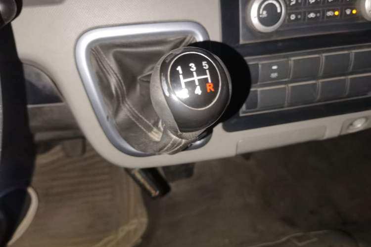 Used Foton Scenic  Gear Lever
