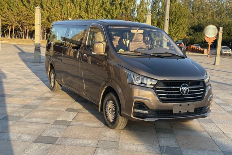 Used Foton Scenic G5 2023 2.0L Gasoline Commercial Version Passenger Van 7/9 Seats Model 1TZS Exterior 2