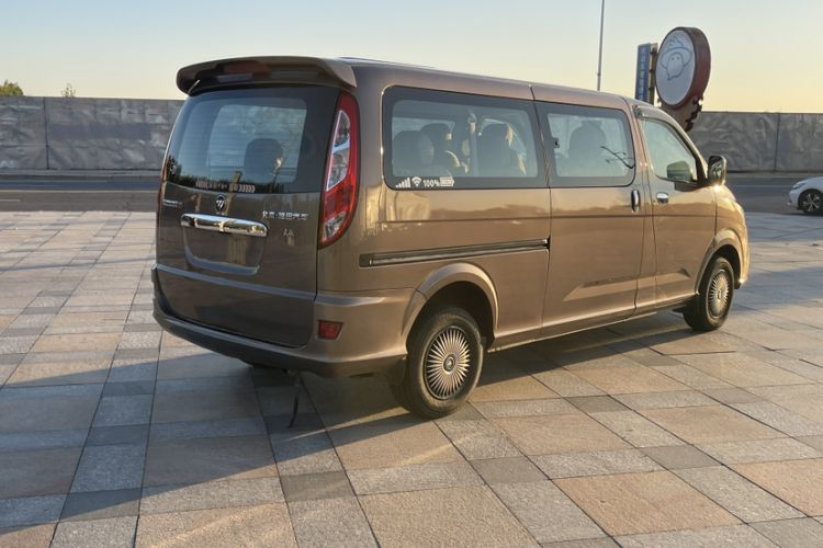 Used Foton Scenic G5 2023 2.0L Gasoline Commercial Version Passenger Van 7/9 Seats Model 1TZS Exterior 5