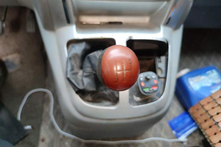 Used Foton Scenic G5 2019 2.0L New Express 2-Seater 1TZ Gear Lever