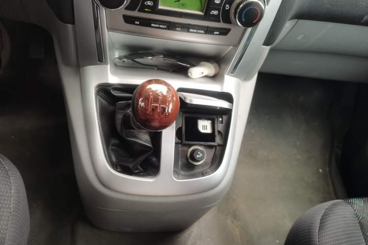 Used Foton Scenic G5 2019 2.0L Long-Wheelbase Flat-Top 2-Seat Van 4Q20M1 Gear Lever