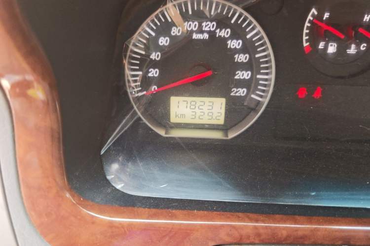 Used Foton Scenic G5 2019 2.0L New Express 7-Seater 1TZ Odometer Close Up