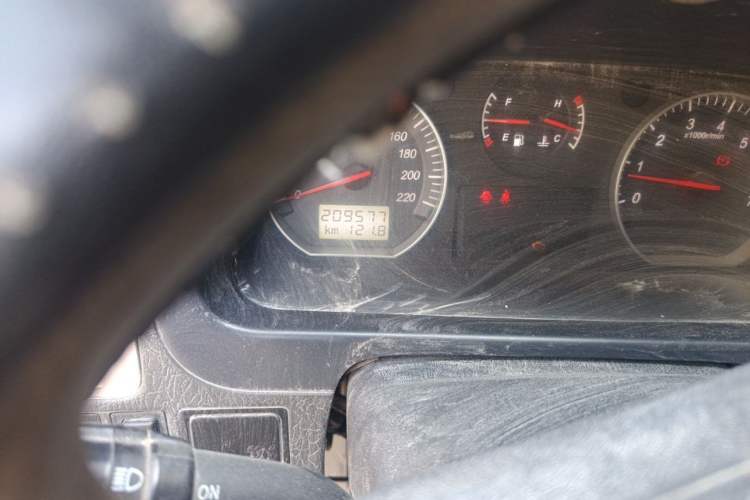 Used Foton Scenic G5 2019 2.0L New Express 6-Seater 1TZ Odometer Close Up