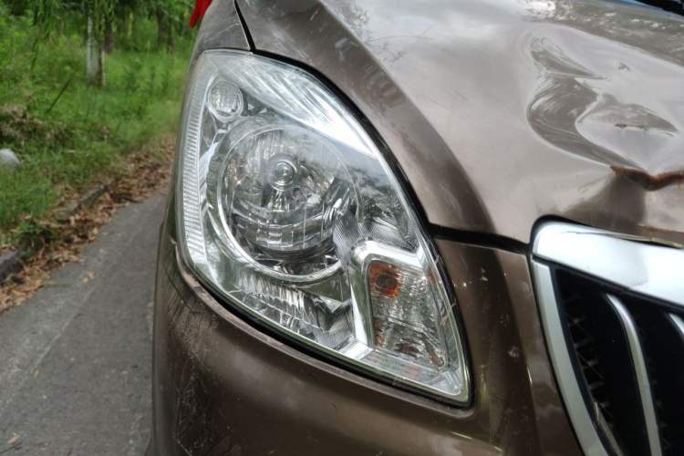 Used Foton Scenic G5 2019 2.0L New Express 2-Seater 1TZ Right Front Headlight