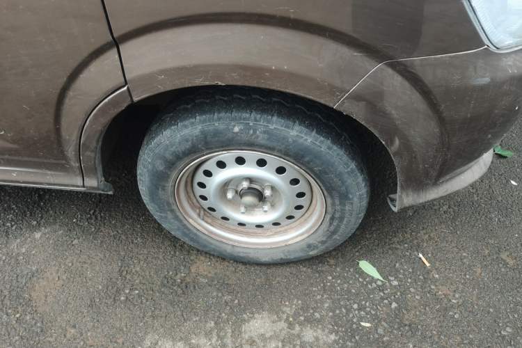 Used Foton Scenic G5 2019 2.0L Long-Wheelbase Flat-Top 2-Seat Van 4Q20M1 Right Front Wheel Hub