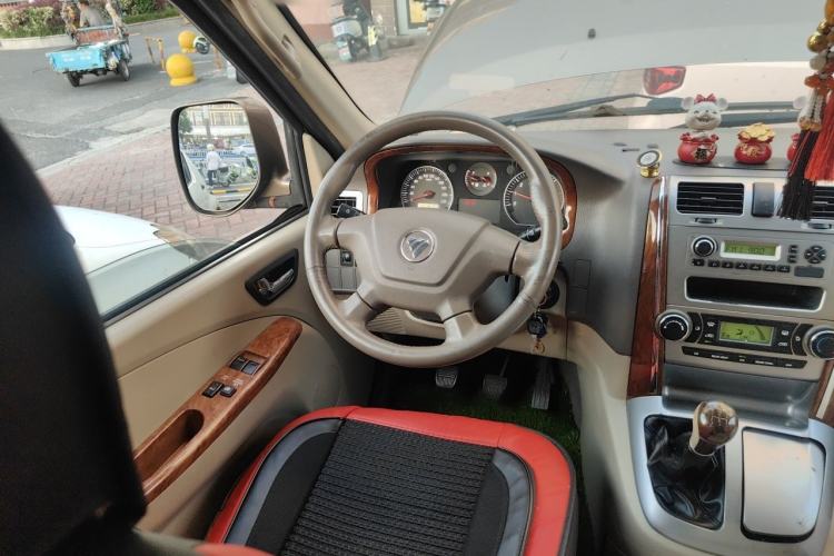 Used Foton Scenic G5 2019 2.0L Restyled New Express 7-Seater Multi-Purpose Passenger Vehicle 1TZ Steering Wheel
