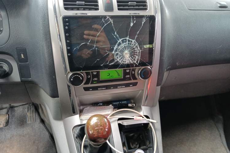 Used Foton Scenic G5 2019 2.0L New Express 6-Seater 1TZ Audio And AC Panel