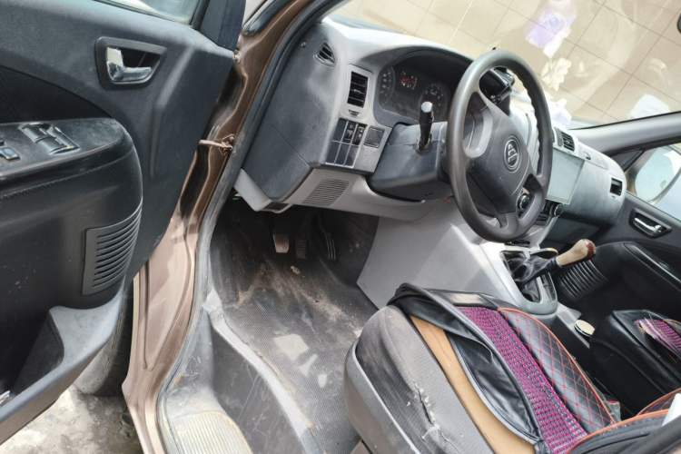 Used Foton Scenic G5 2019 2.0L New Express 6-Seater 1TZ Driver Seat