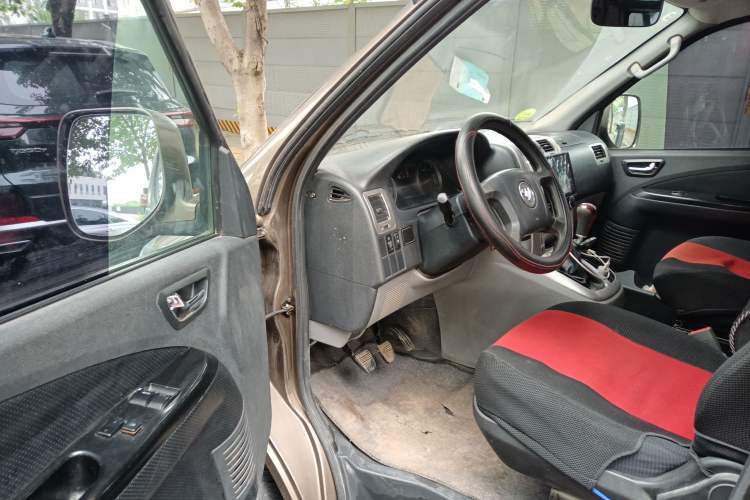 Used Foton Scenic G5 2019 2.0L New Express 6-Seater 1TZ Driver Seat