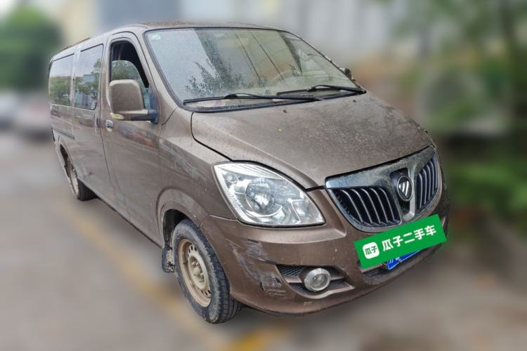 Used Foton Scenic G5 2019 2.0L Restyled New Express 7-Seater Multi-Purpose Passenger Vehicle 1TZ Front Right 45 Deg