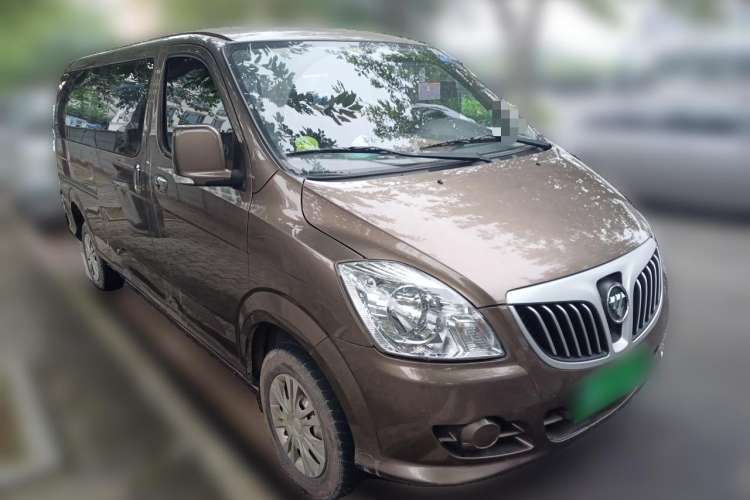 Used Foton Scenic G5 2019 2.0L New Express 6-Seater 1TZ Front Right 45 Deg