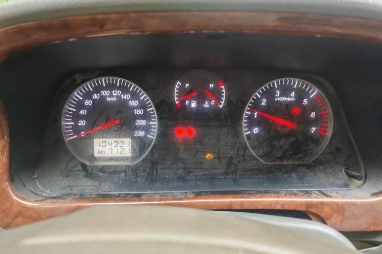 Used Foton Scenic G5 2019 2.0L Restyled New Express 7-Seater Multi-Purpose Passenger Vehicle 1TZ Instrument Cluster