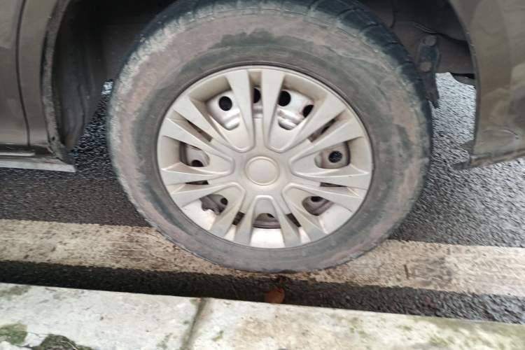 Used Foton Scenic G5 2019 2.0L New Express 6-Seater 1TZ Right Front Wheel Hub