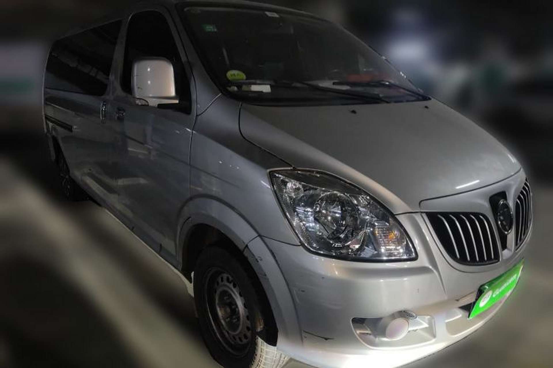 Used Foton Scenic G5 2019 2.0L Restyled New Express 6-Seater Multi-Purpose Passenger Vehicle 1TZ Exterior 2
