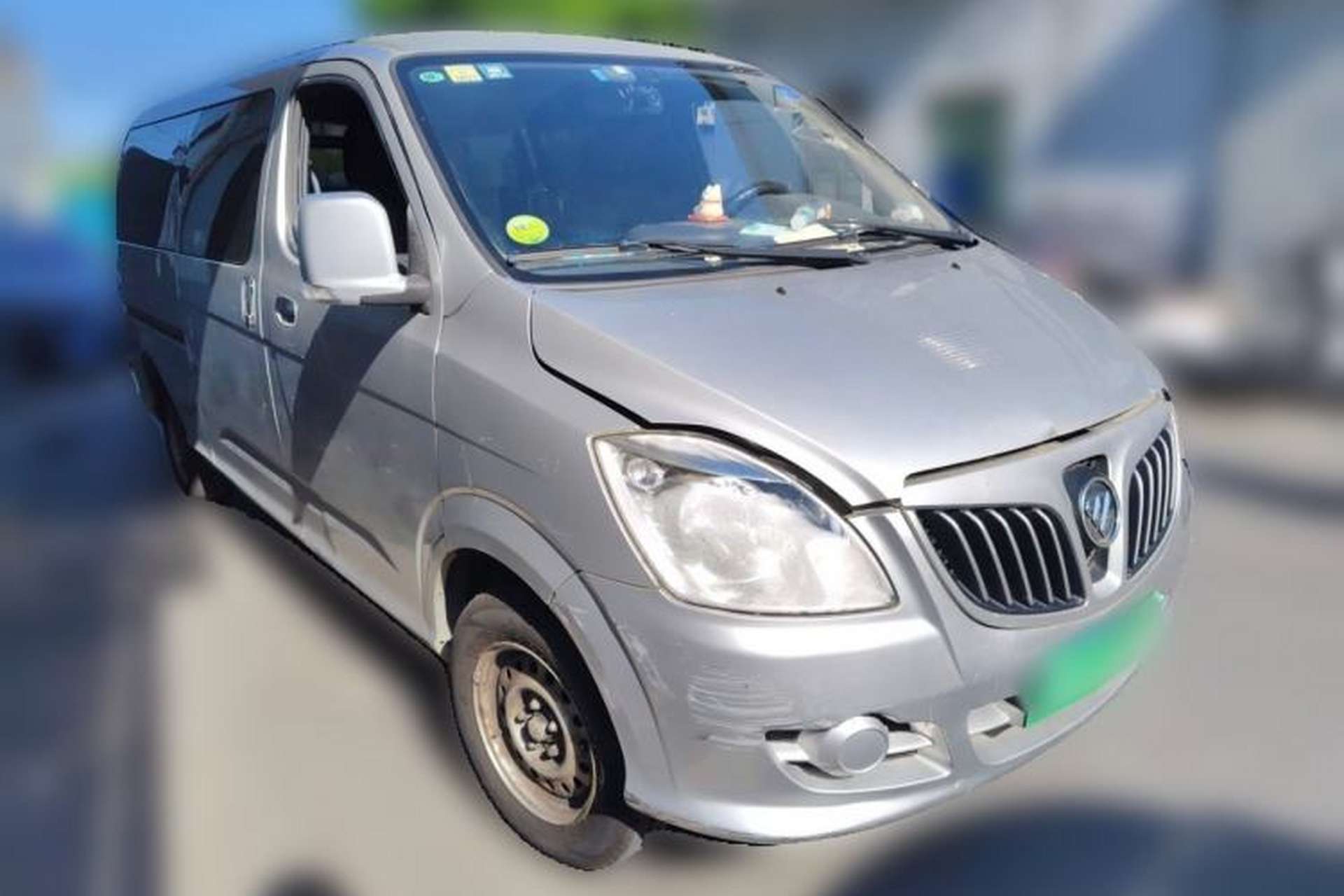 Used Foton Scenic G5 2019 2.0L New Express 6-Seater 1TZ Front Right 45 Deg