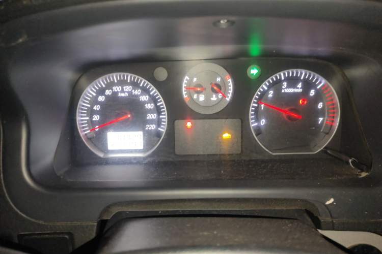 Used Foton Scenic G5 2019 2.0L Restyled New Express 6-Seater Multi-Purpose Passenger Vehicle 1TZ Instrument Cluster