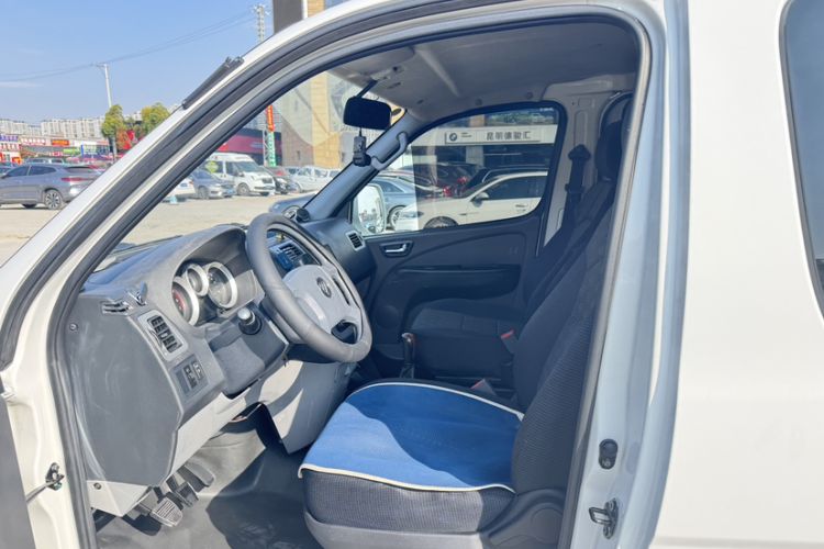 Used Foton Scenic G5 2019 2.0L Long-Wheelbase Flat-Roof 5-Seater Multi-Purpose Passenger Vehicle 4Q20M Interior 2
