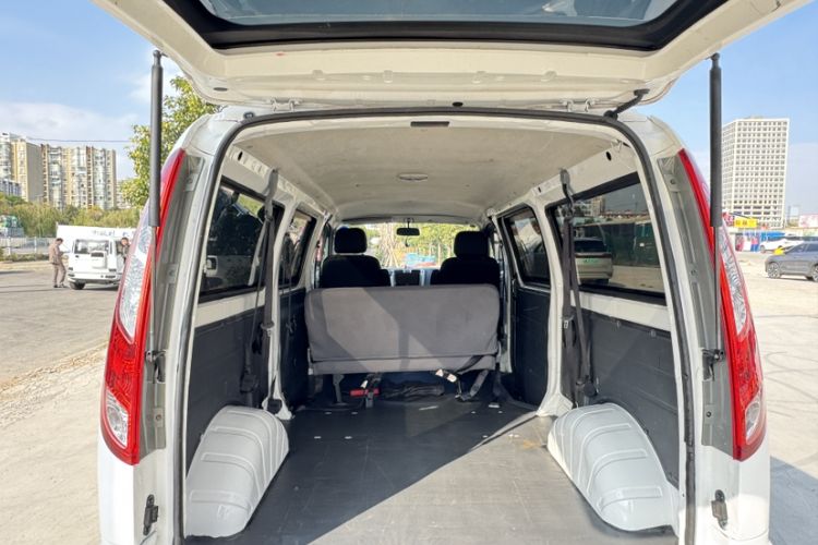 Used Foton Scenic G5 2019 2.0L Long-Wheelbase Flat-Roof 5-Seater Multi-Purpose Passenger Vehicle 4Q20M Interior 3