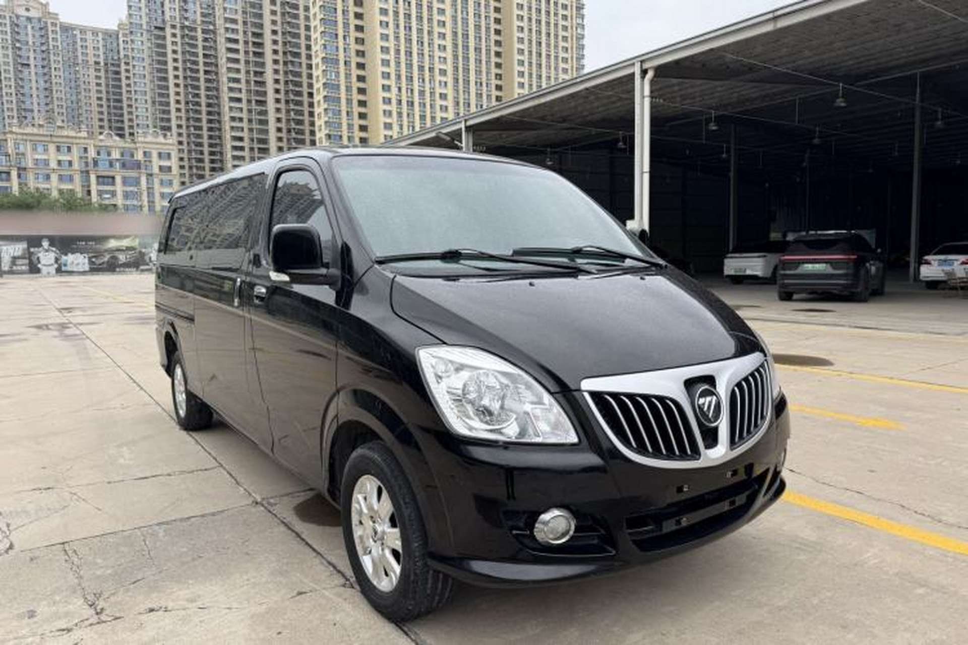 Used Foton Scenic G5 2020 2.0L Long-Wheelbase Flat-Roof 9-Seater Multi-Purpose Passenger Vehicle 1TZS Exterior 3