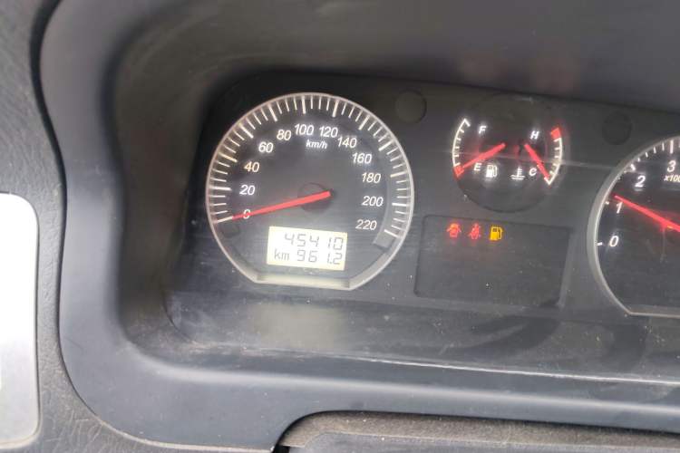 Used Foton Scenic G5 2020 2.4L Commercial Version Long-Wheelbase Flat-Roof 6-Seater Multi-Purpose Passenger Vehicle 4K22D4M Odometer Close Up