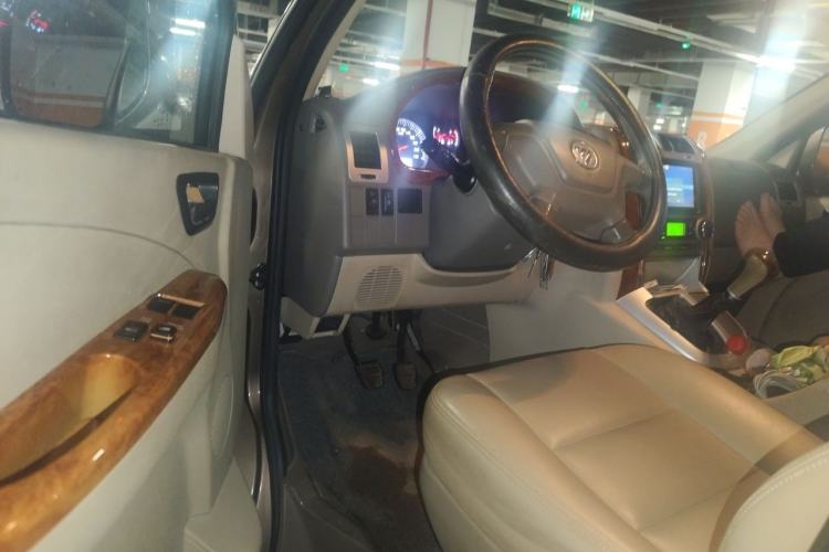 Used Foton Scenic G5 2020 2.4L Commercial Version Long-Wheelbase Flat-Roof 9-Seater Multi-Purpose Passenger Vehicle 4K22D4M Driver Seat