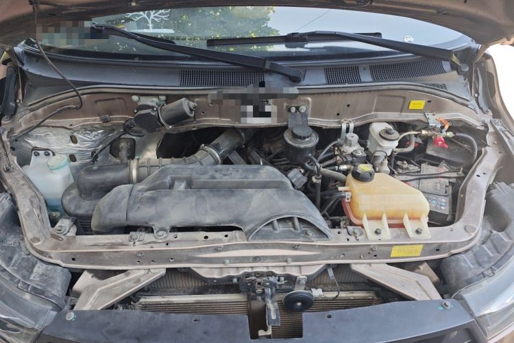 Used Foton Scenic G5  Engine Bay