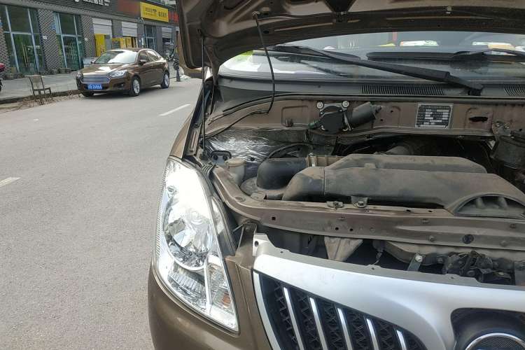 Used Foton Scenic G5 2020 2.0L Long-Wheelbase Flat-Roof 6-Seater Multi-Purpose Passenger Vehicle 1TZS Engine Bay Right